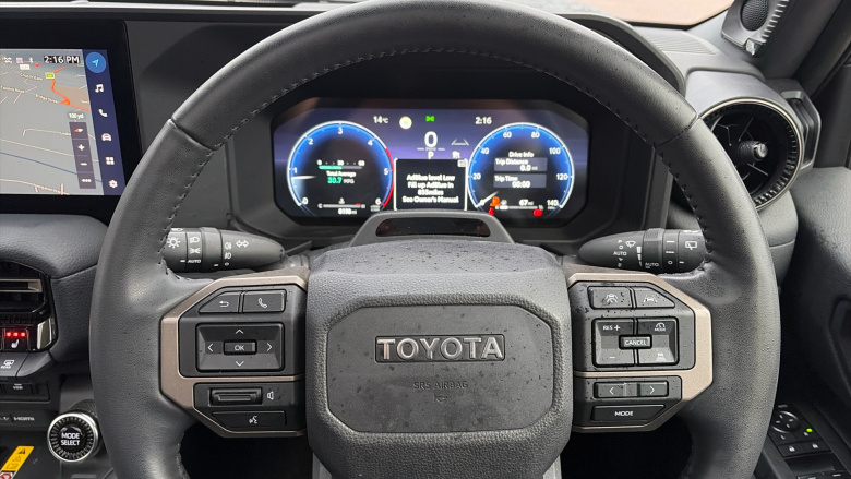 Toyota Land Cruiser 2.8 D-4D 204 Invincible 5dr Auto [7 Seat] Diesel Station Wagon